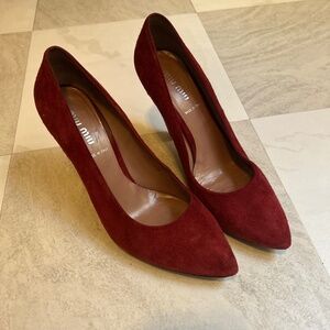 Miu Miu Red Suede Pumps Heels Size EU 37.5 Made in Italy